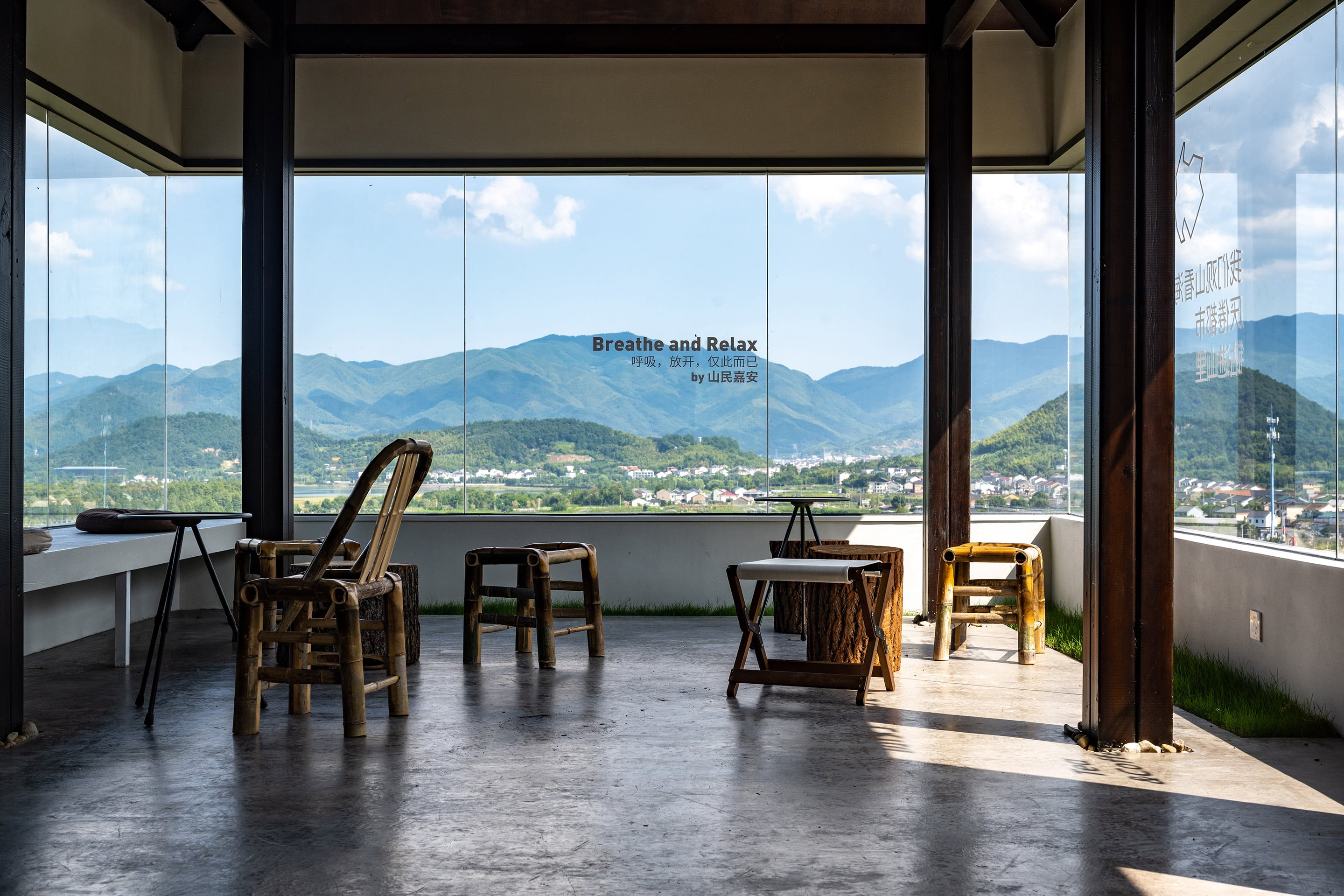 入口處景色，View from the entrance  @徐英達(dá)-min.jpg