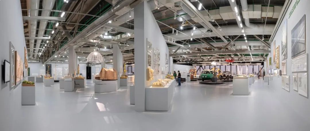 諾曼·福斯特最大規(guī)模作品回顧展：我更喜歡另辟蹊徑！ (3).jpg