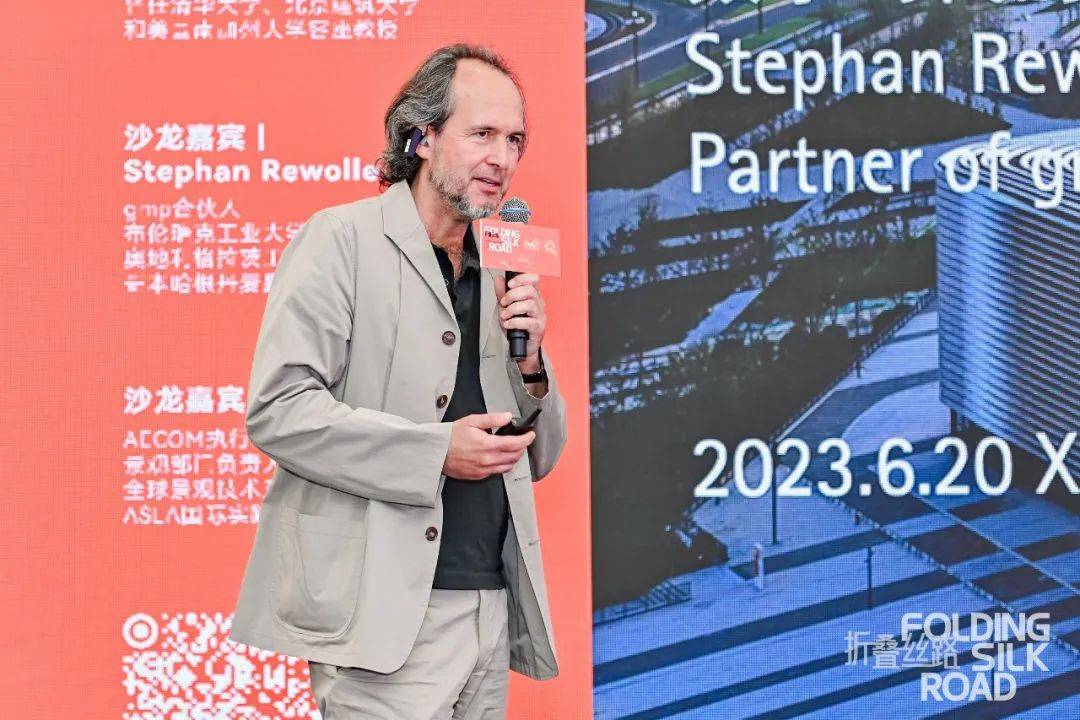 建筑與城市共興：馬清運(yùn)、馬巖松、gmp、AECOM，一筆一畫，寫意城市 (14).jpg