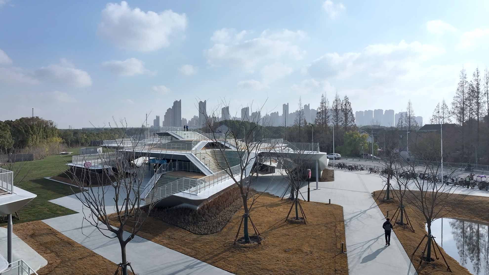 1739859878188862Omto.jpg 16_全天候開(kāi)放的公園,A park opens all day and night. ?章魚見(jiàn)筑.jpg