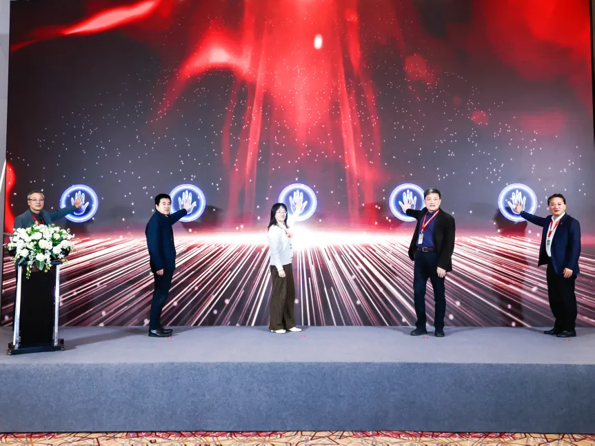 1764564672312424mM42.png 640 (25).png