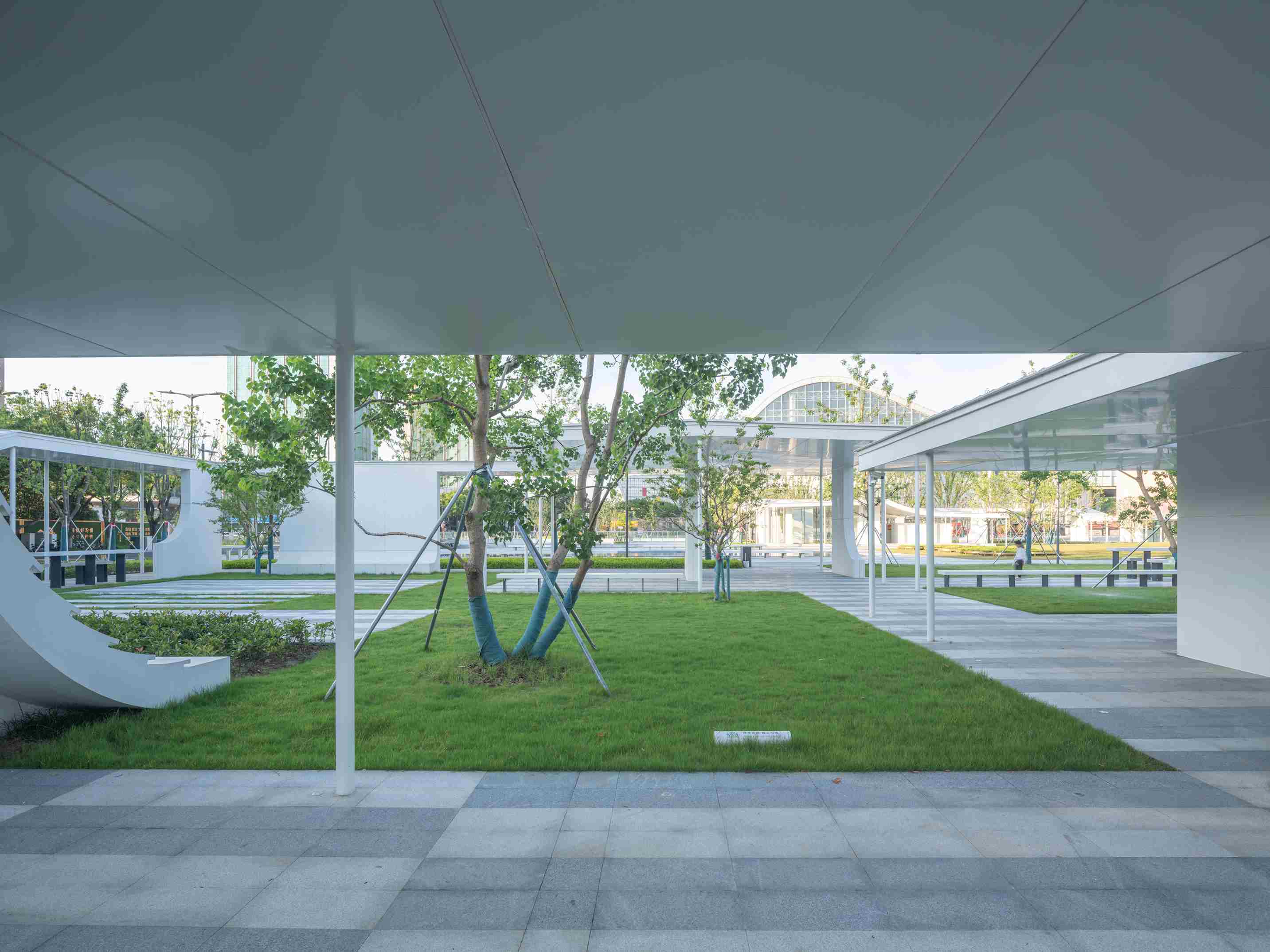 14 遮蔽的空間 The sheltered space ?田方方 Fangfang Tian_6.jpg