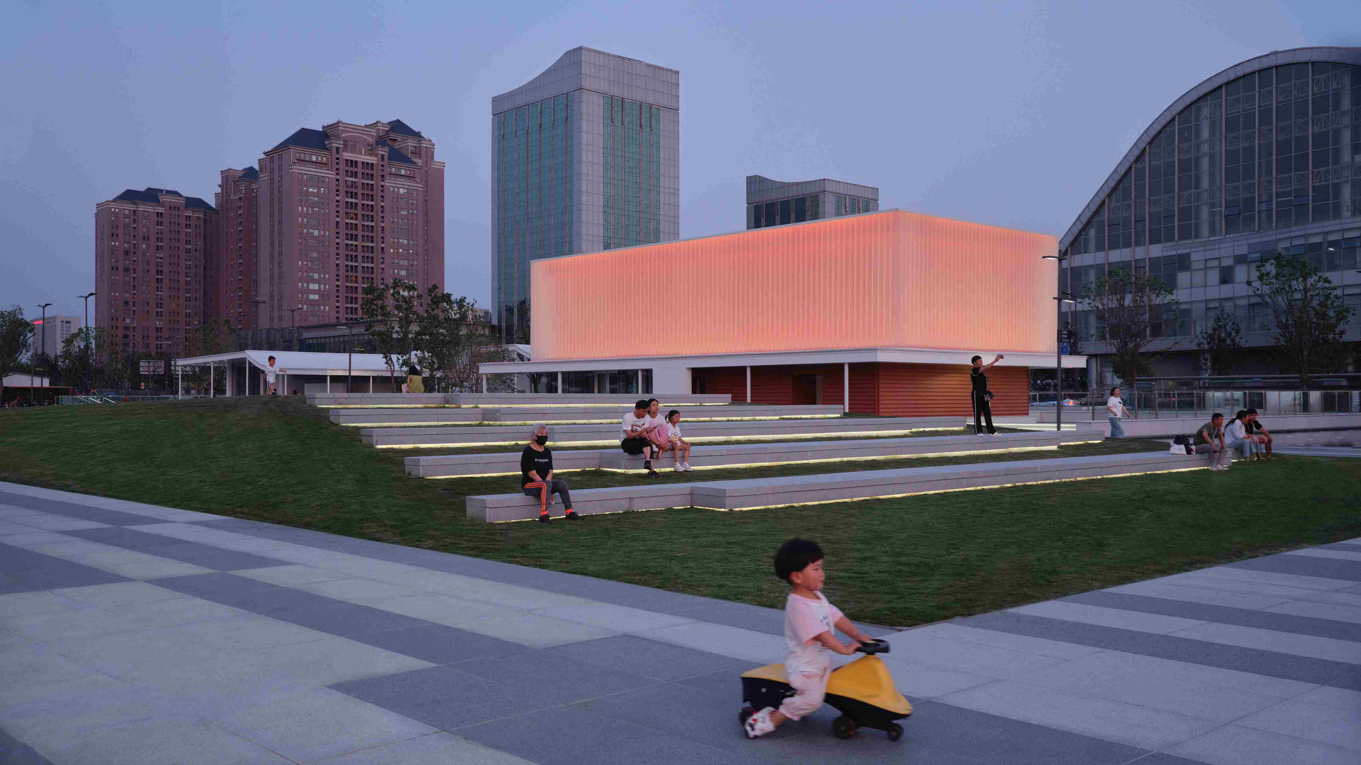 17 被使用的廣場 A plaza for use ?劉章悅 Zhangyue Liu_9.jpg