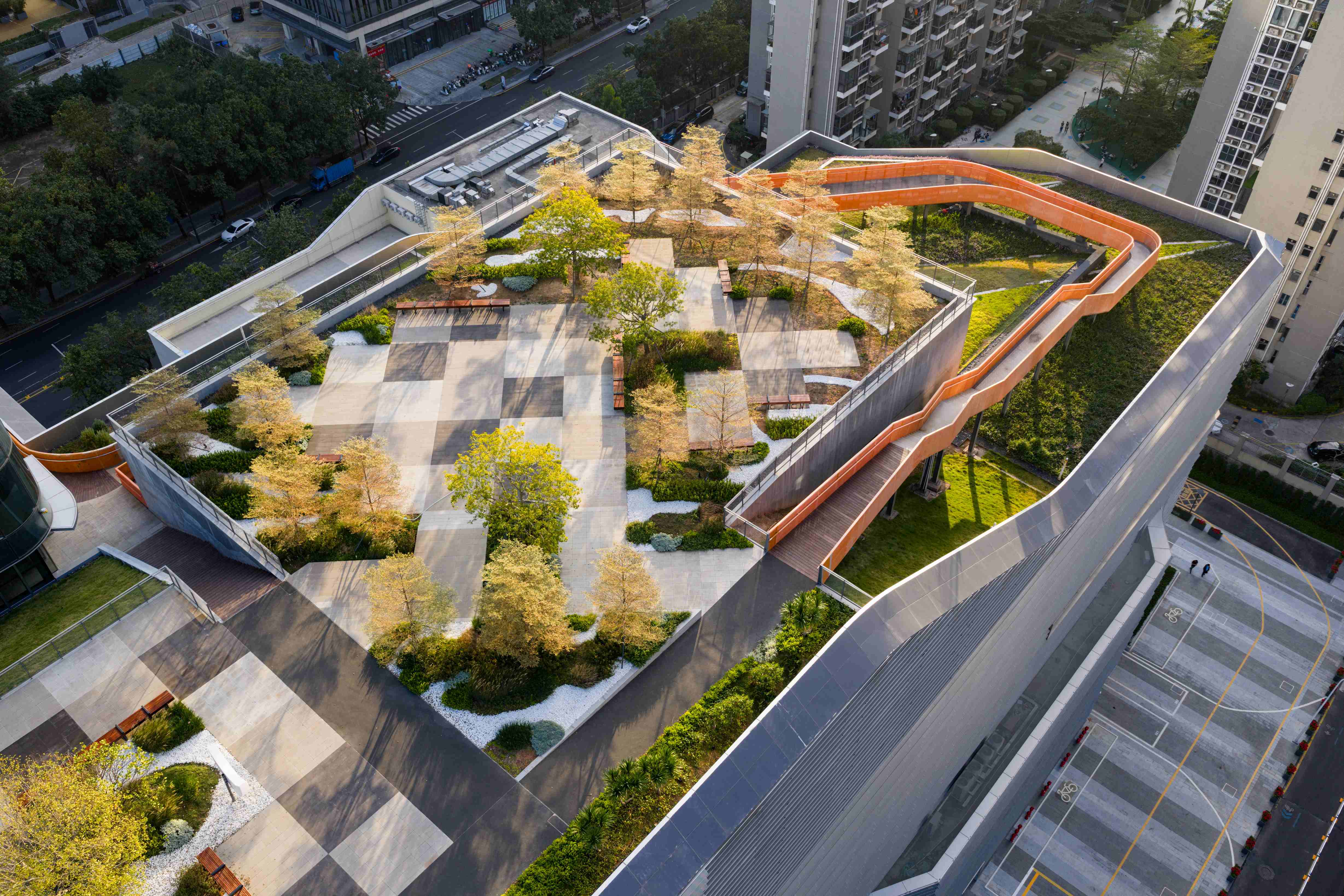 1776915221262954StF3.jpg 19-從城市地面到空中綠洲的“藝術漫游”?直角建筑攝影.jpg